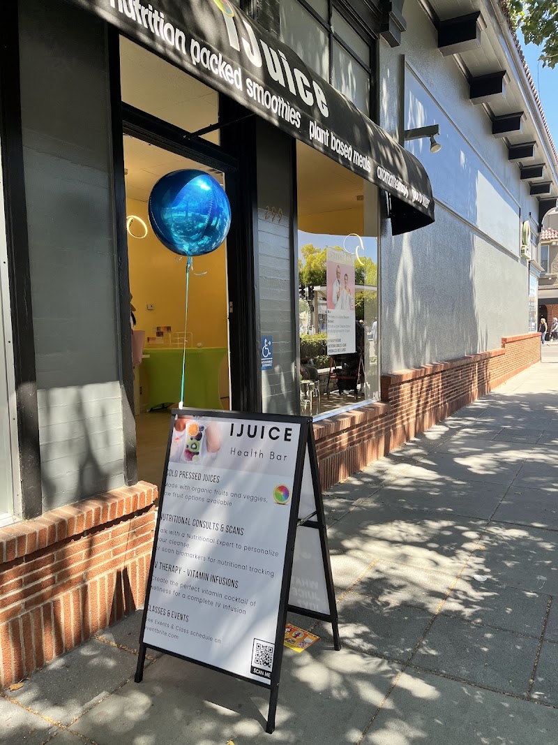 Photo of iJuice Lounge – Cold-Pressed Juice & Wellness Bar