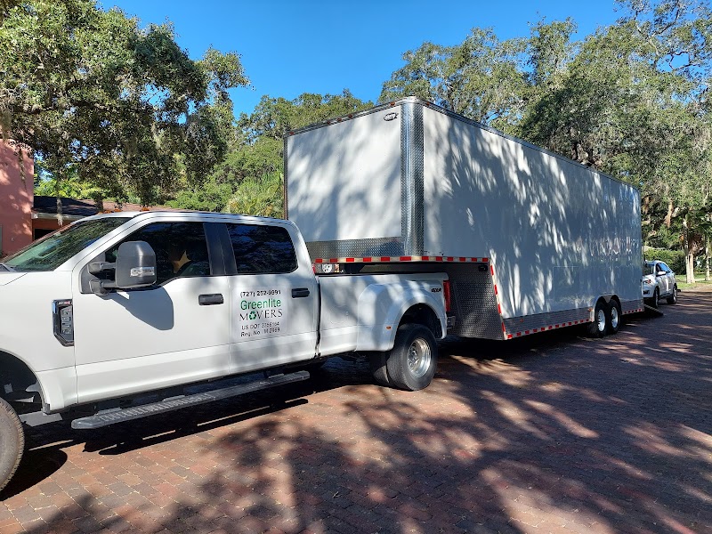 Photo of Greenlite Movers Inc.