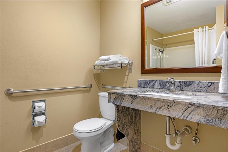 Best Western Plus Prairie Inn photo 4