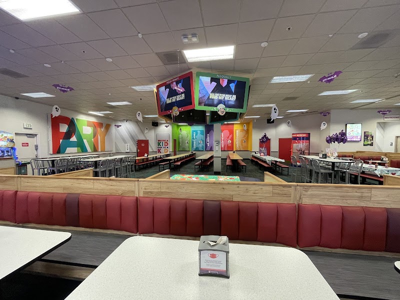 Chuck E. Cheese photo 5