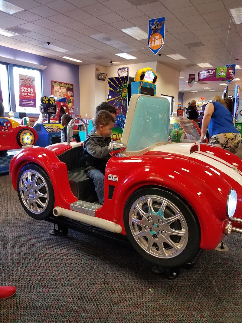 Chuck E. Cheese photo 3