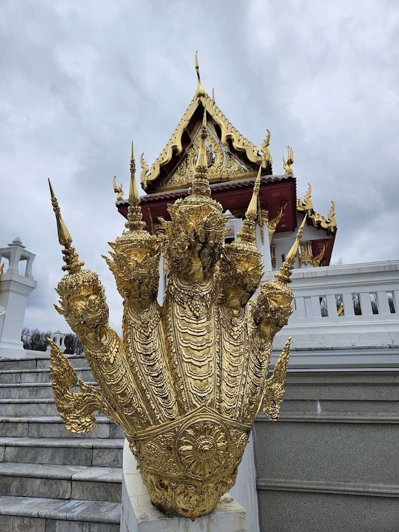 Wat Mongkoltepmunee photo 5