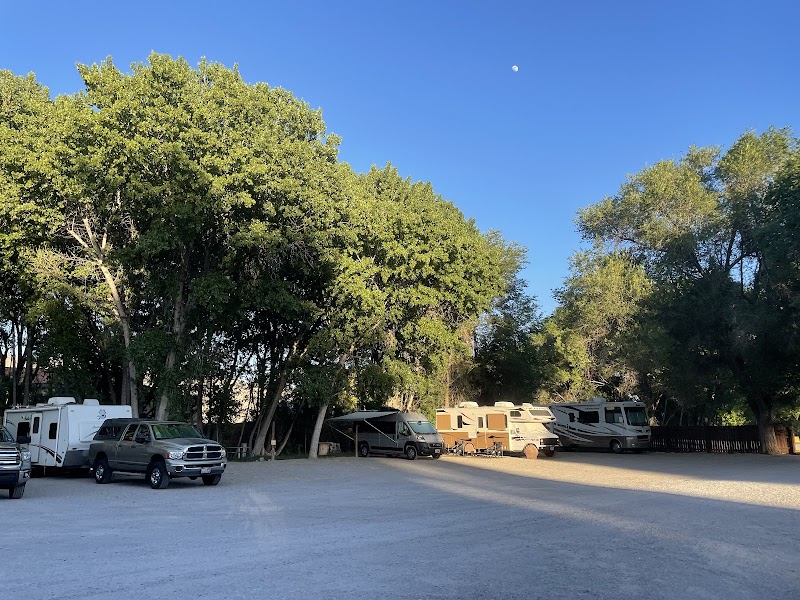 Picketts RV Park photo 2