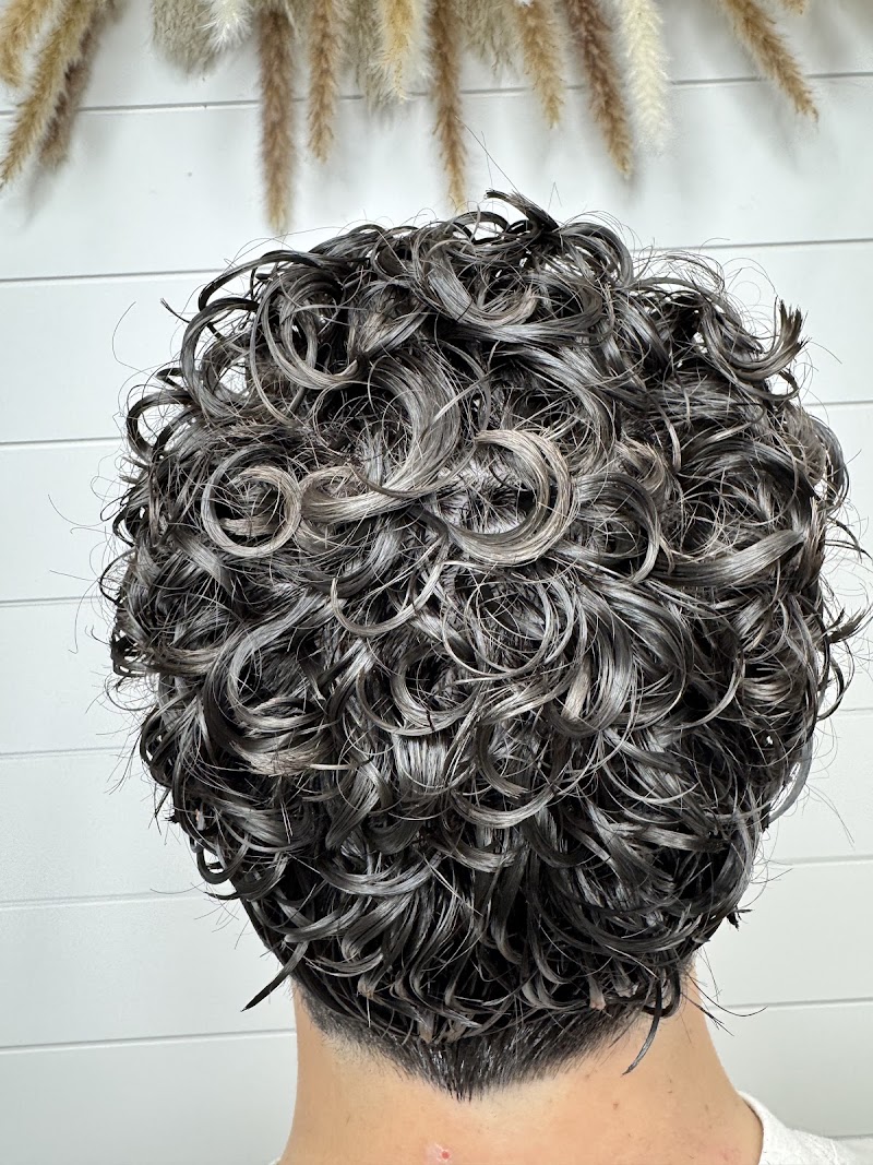 Eunice Hair Salon photo 4