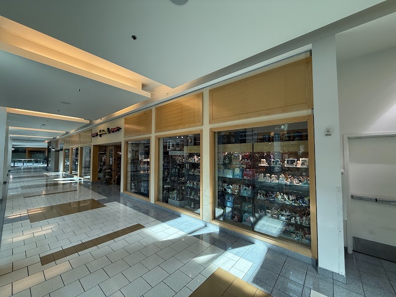 Steve's Hallmark Shop photo 2