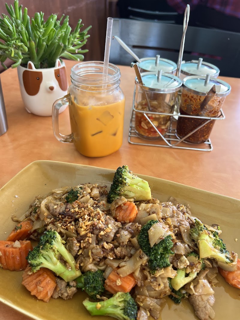 Homey Thai Bistro photo 4
