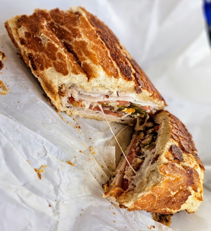 BONNEAU Market Deli photo 4