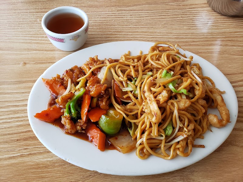 Golden Spring Mandarin Cuisine photo 2