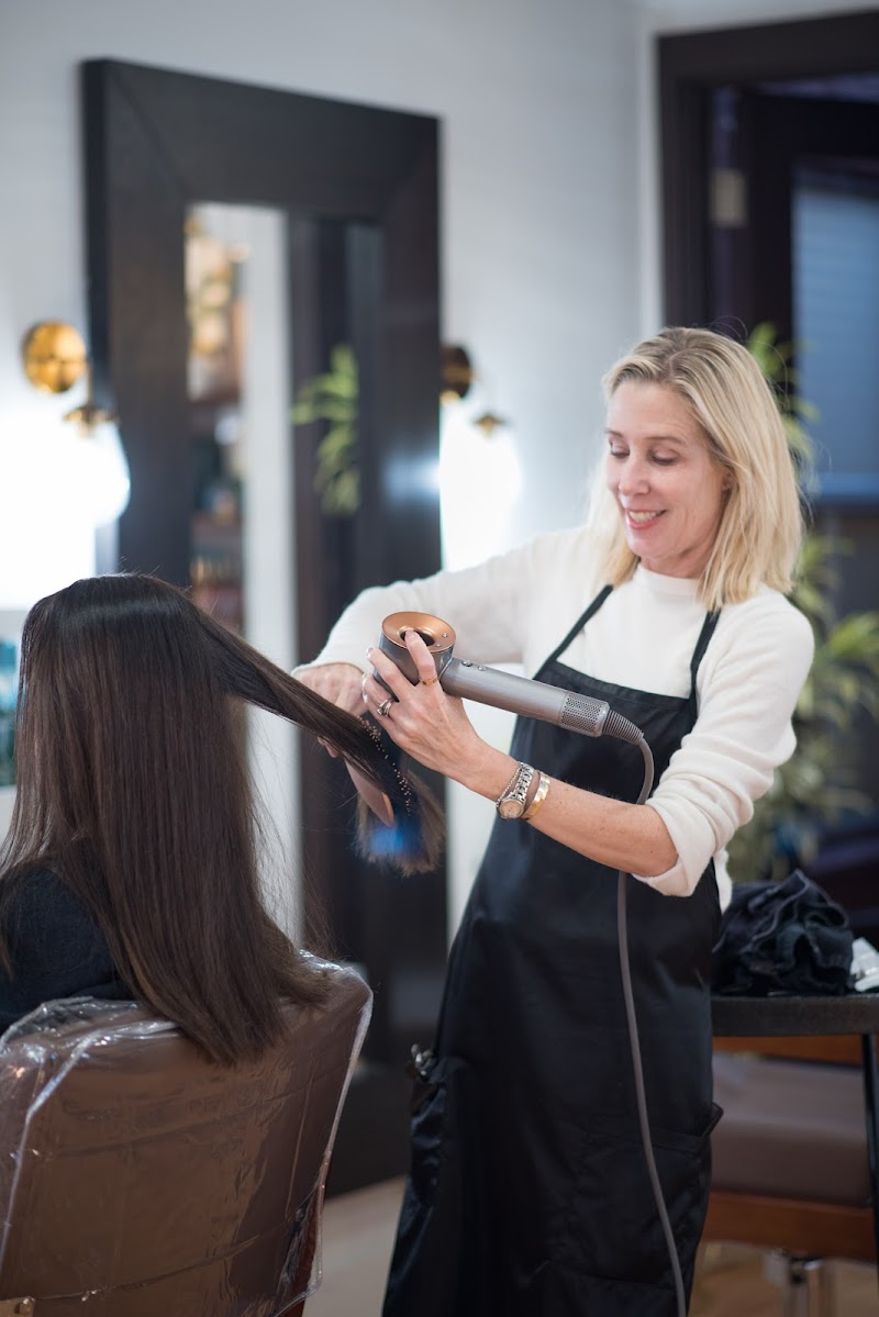 London Salon photo 4