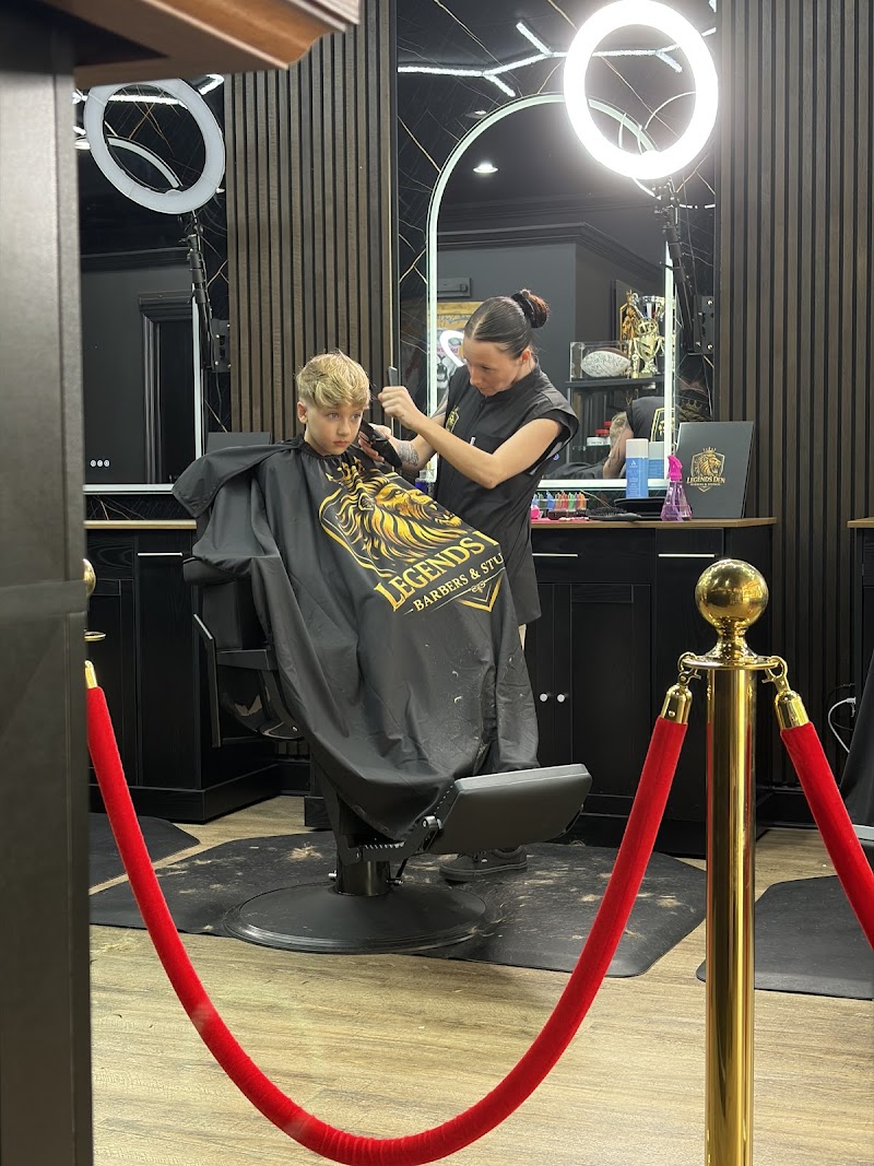 Legends Den Barbers & Studios photo 5