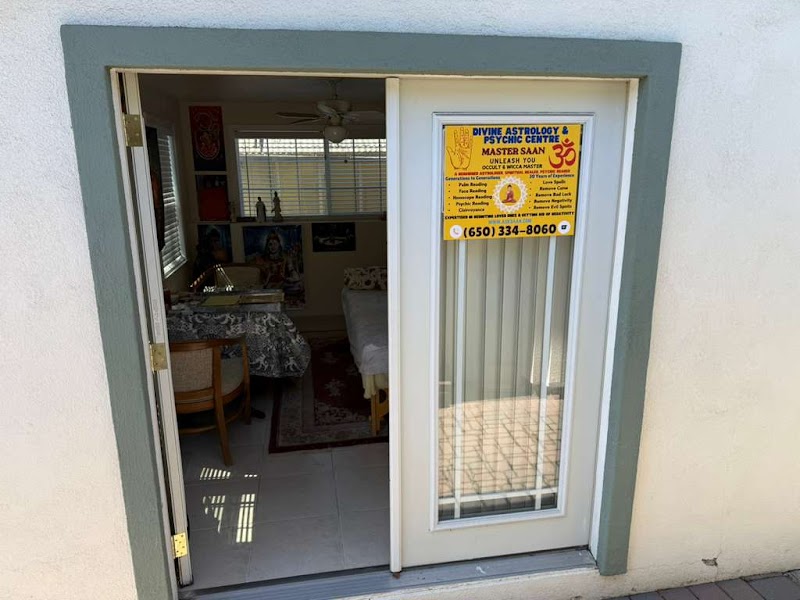 Divine Astrology & Psychic Centre photo 3