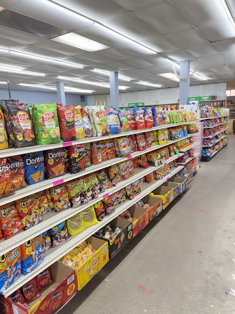 Lucky Star Market Grocery, Beer & Wine & Lottery photo 4