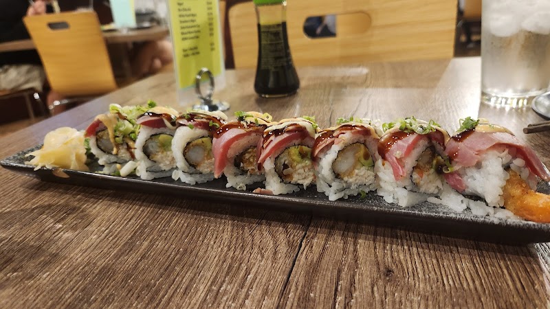 Maguro Sushi and Ramen photo 5