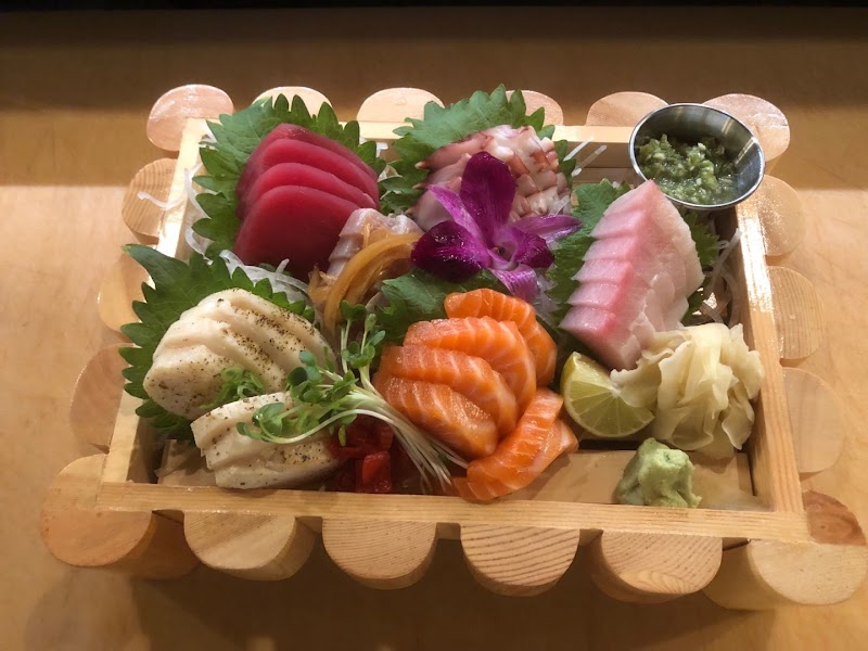 Maguro Sushi and Ramen photo 2
