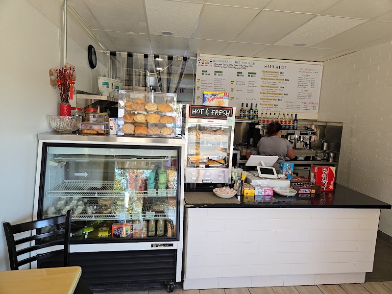 DELMY & SONS CAFE photo 3