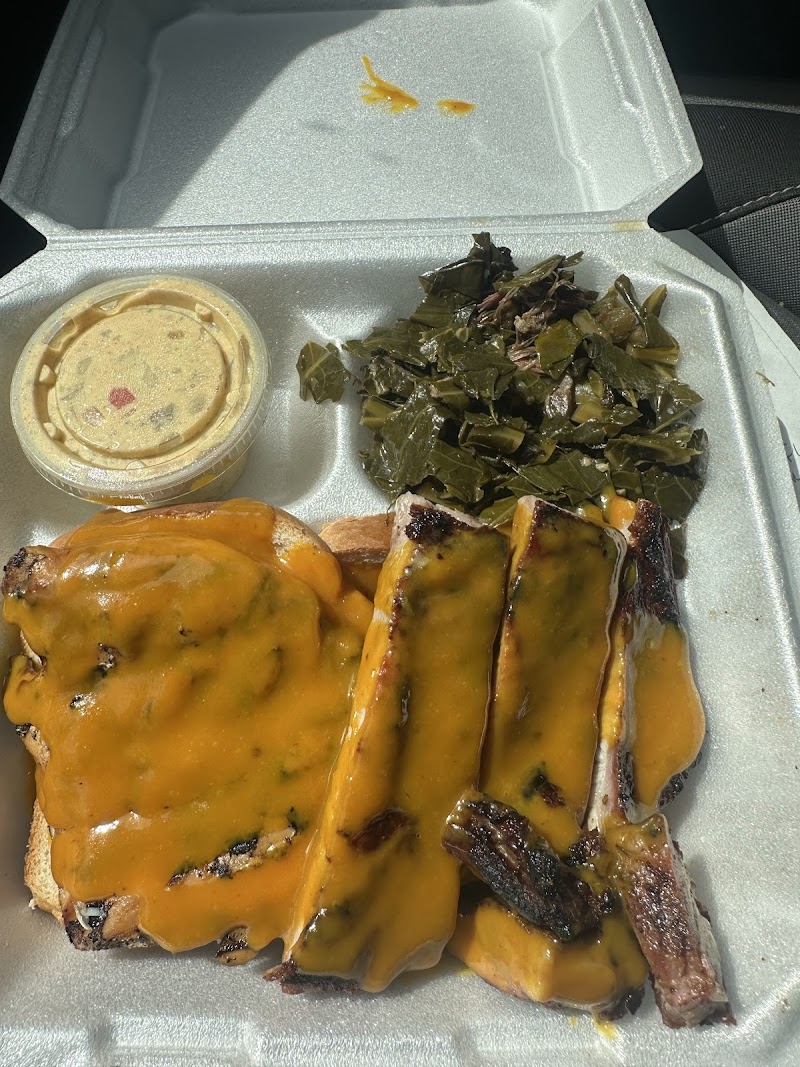 Brown's BBQ Pit photo 2