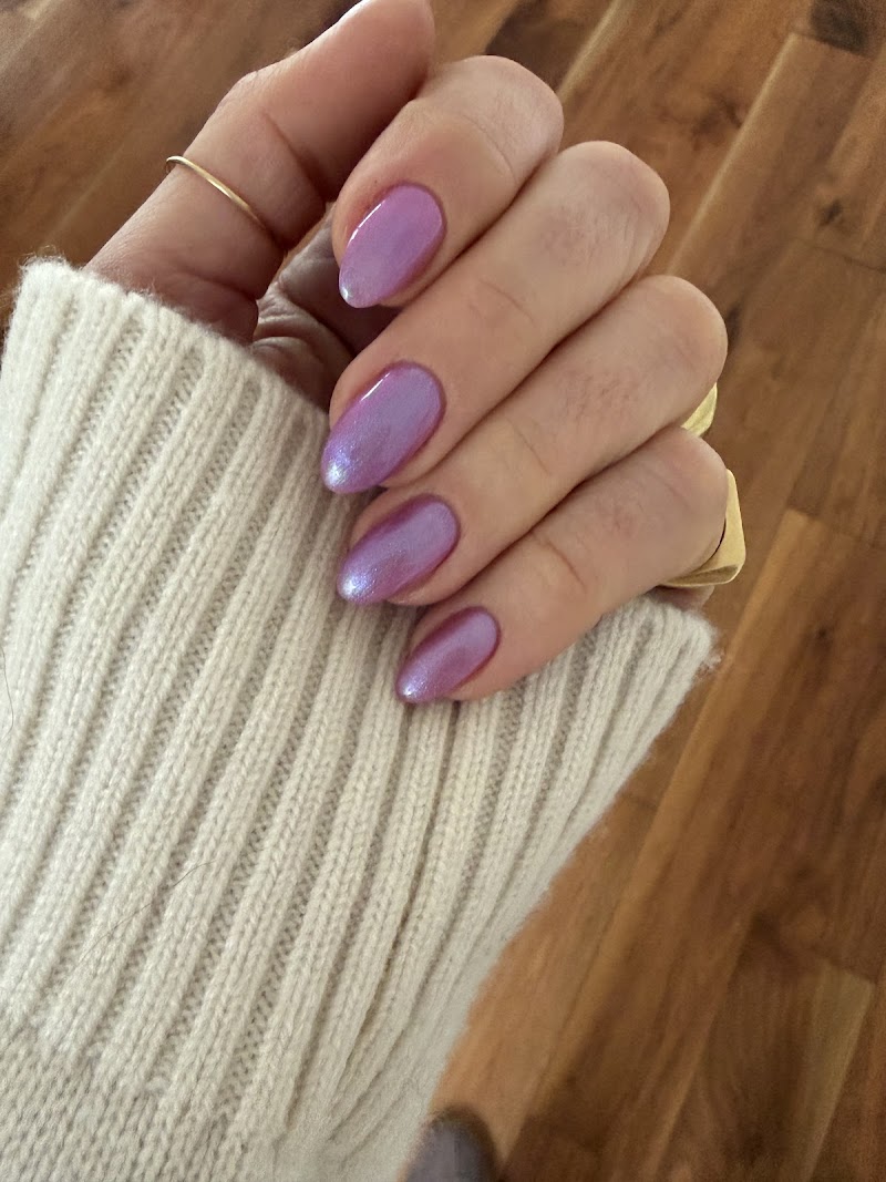 Red Nails Russian manicure photo 4