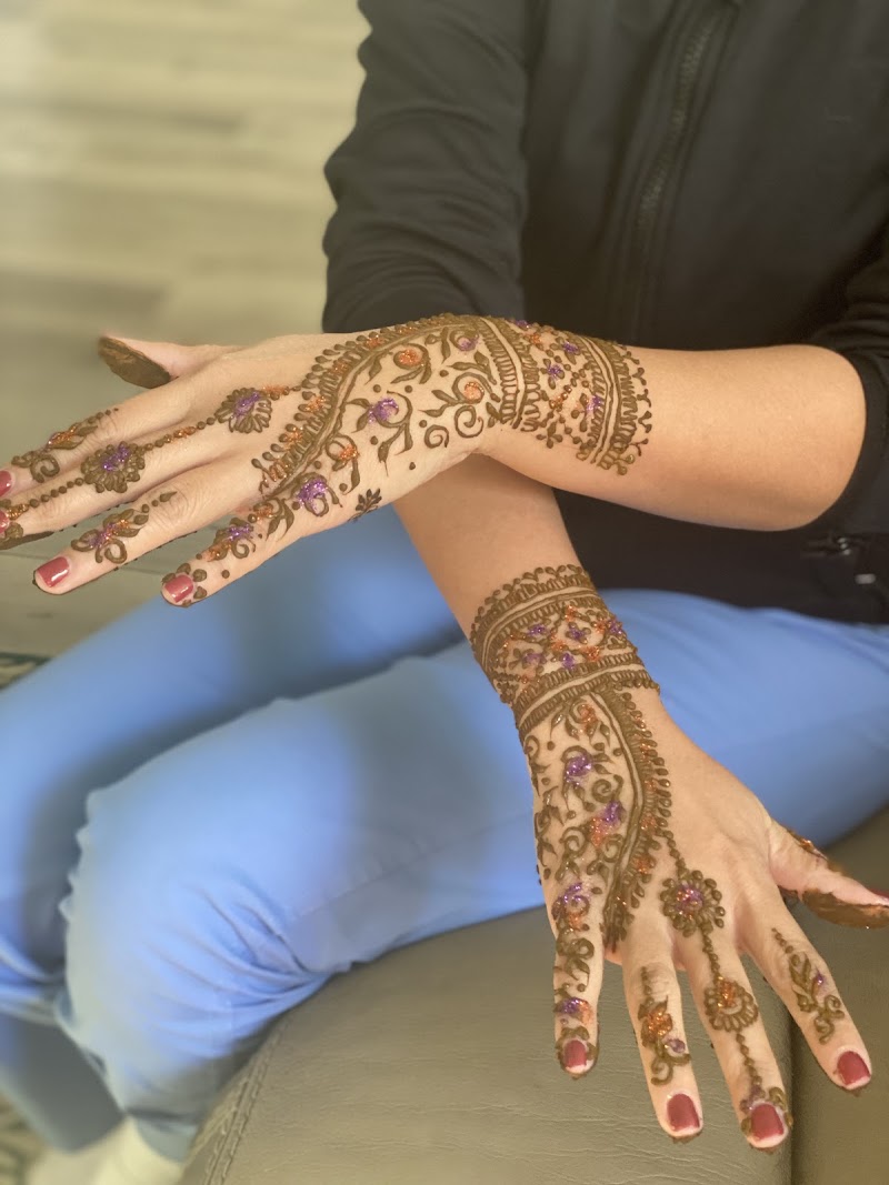 Sowji's Mehandi photo 4