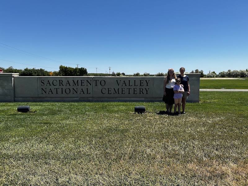 Sacramento Valley National Cemetery photo 3