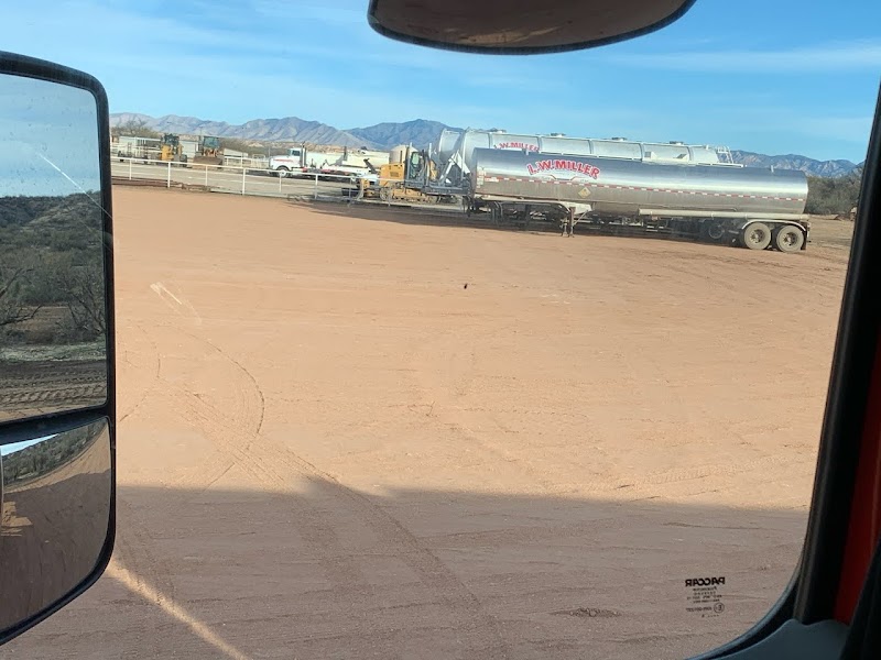 L.W. Miller Yard photo 2