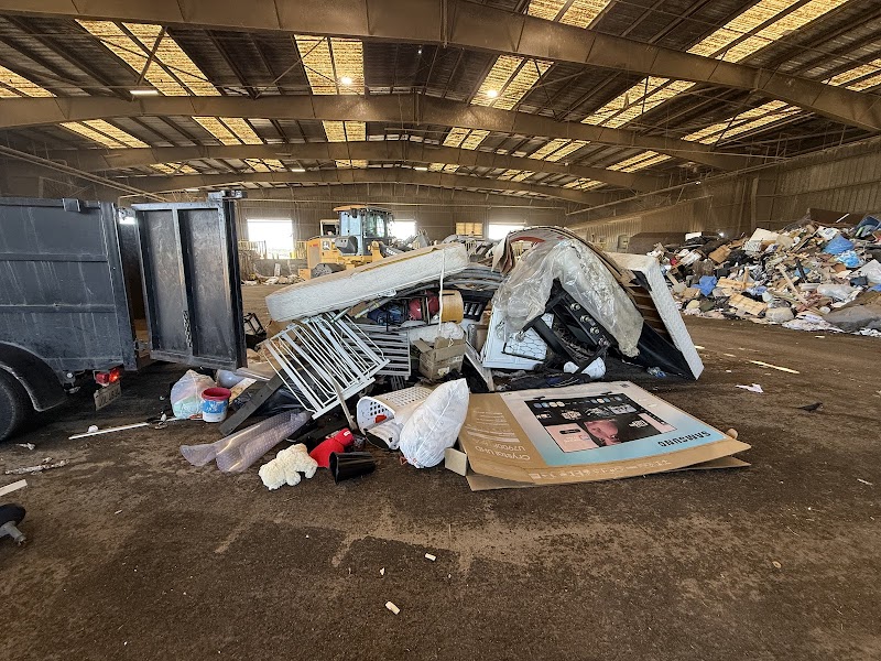 EC Junk&Hauling photo 5