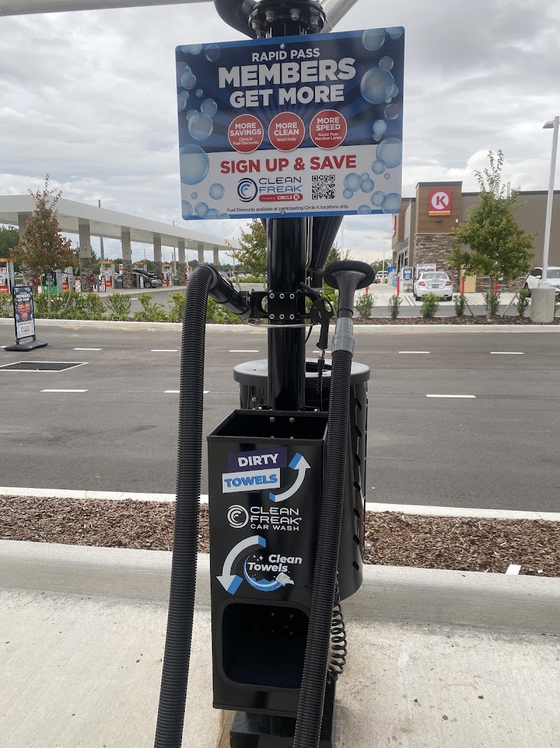 Clean Freak Car Wash photo 4