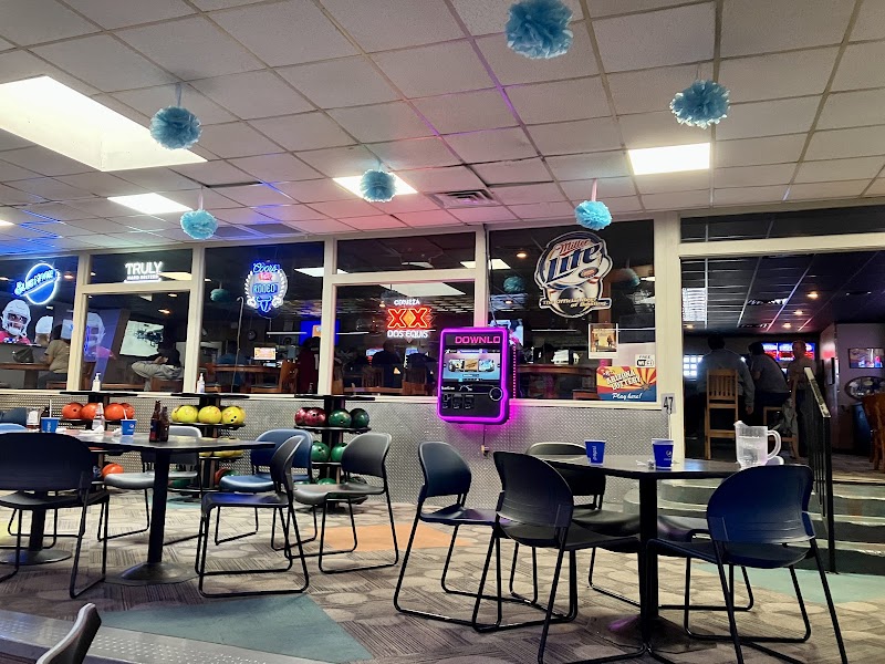 Starlite Lanes photo 4
