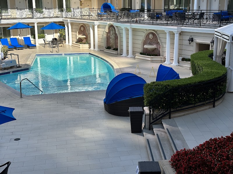 Beverly Hills Plaza Hotel & Spa photo 3