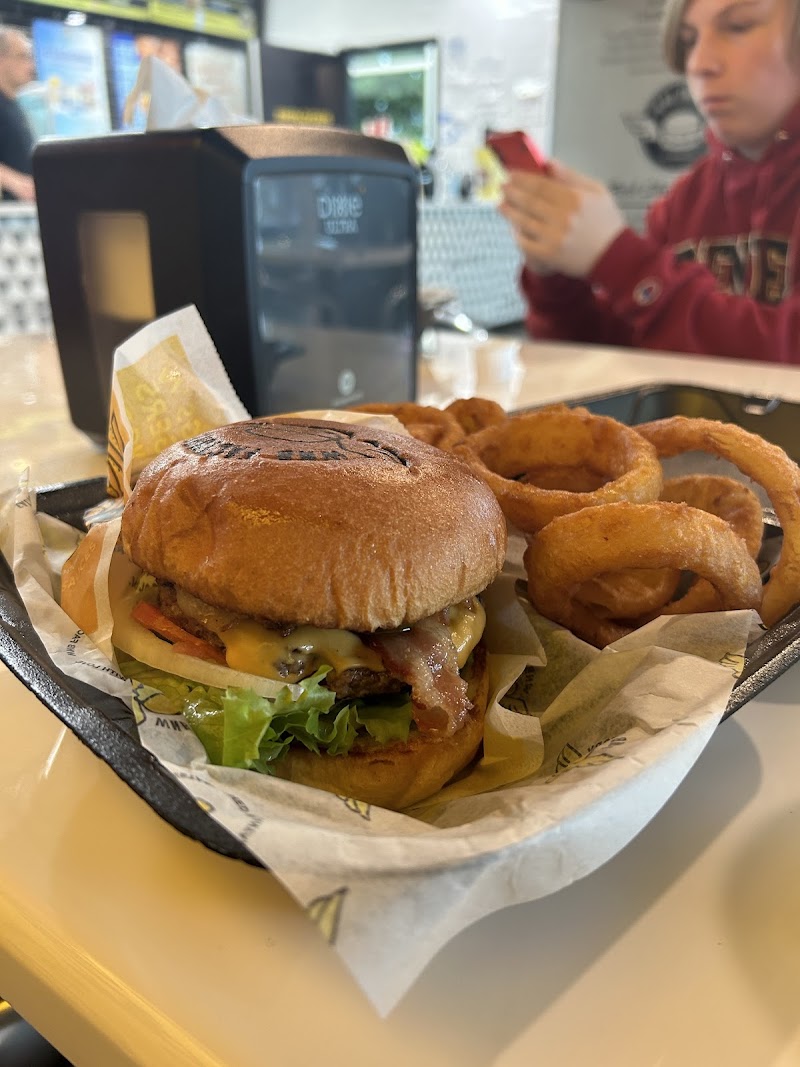WNB Factory - Wings & Burger photo 5