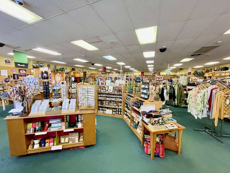 Photo of East West Bookshop, Mountain View by Cris Fleming