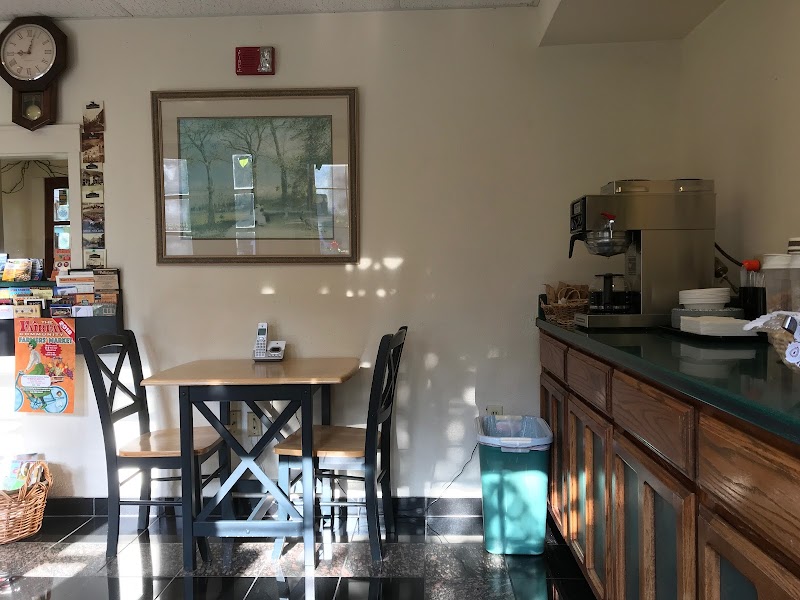 Fairfax Inn photo 2