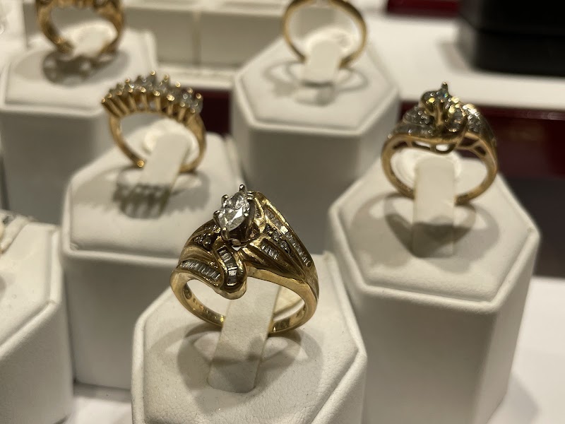 Robbins Jewelry and Pawn LLC photo 4