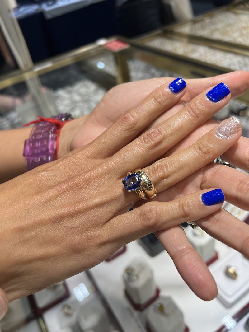 Robbins Jewelry and Pawn LLC photo 5
