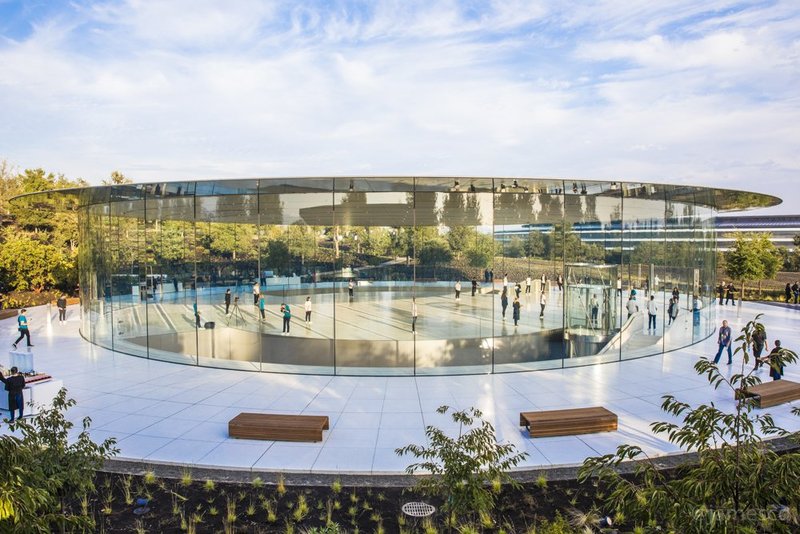 Photo of Steve Jobs Theater | Apple Park
