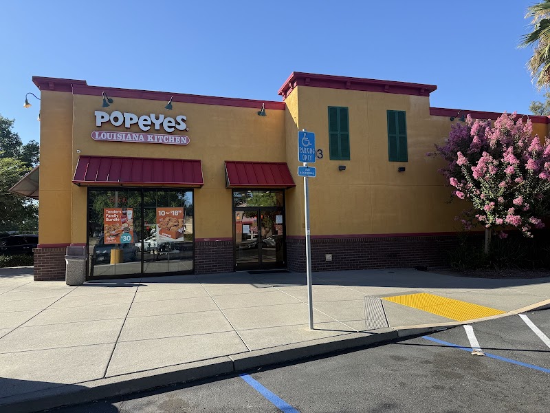 Popeyes Louisiana Kitchen photo 4