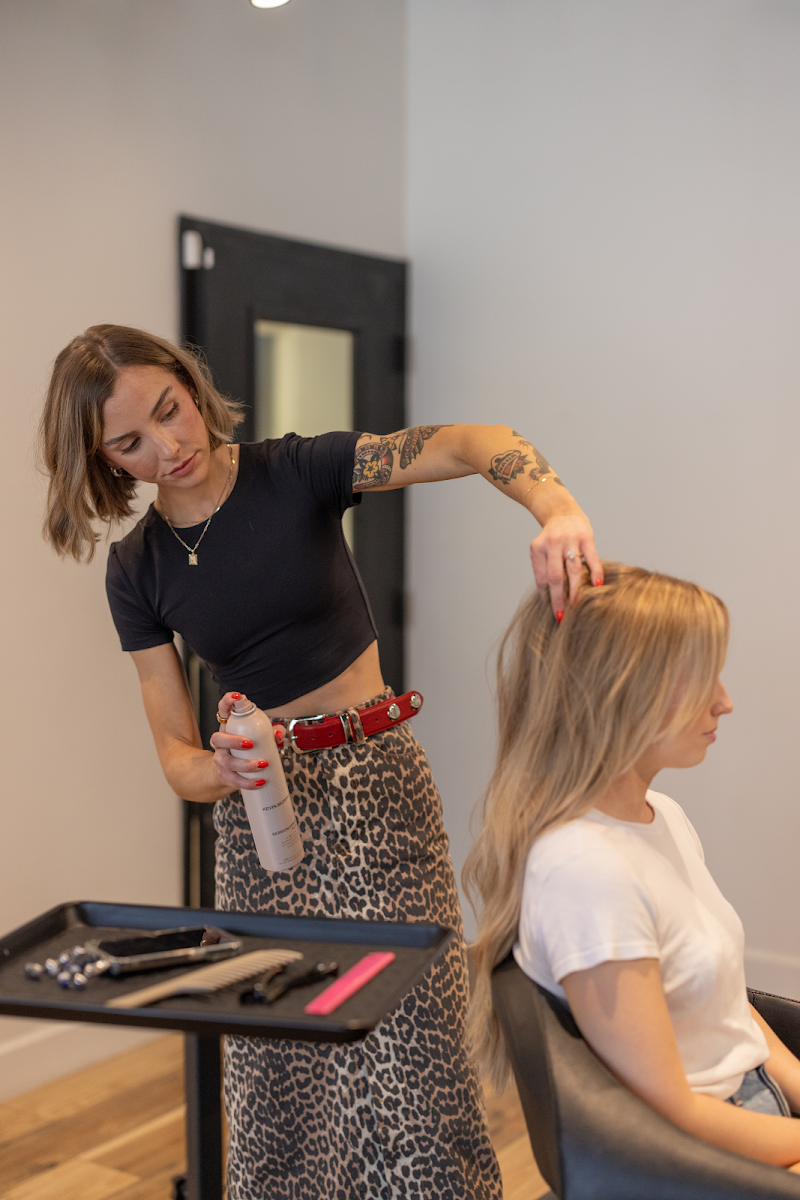 Photo of Lindsay Nicole Hair