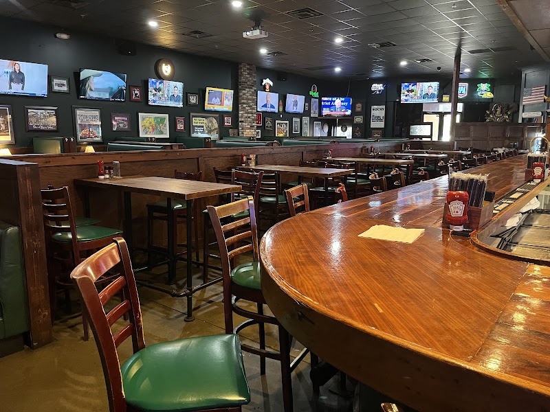On Tap Sports Cafe - Inverness/280 photo 3