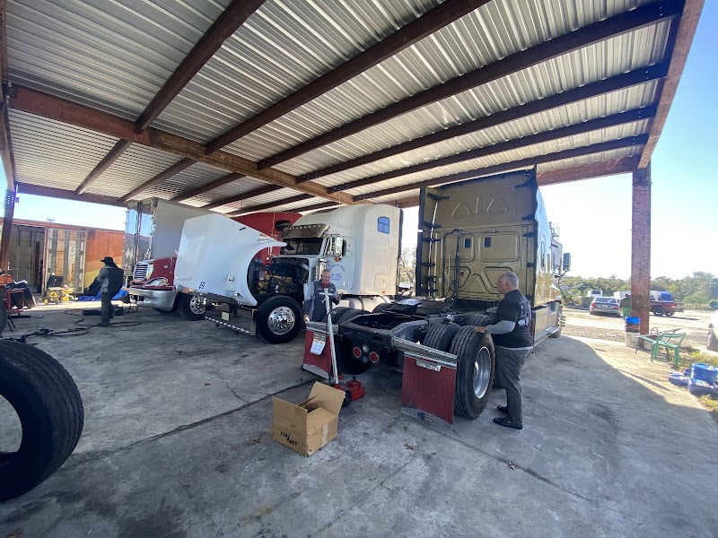 American Truck Parking & Storage photo 5