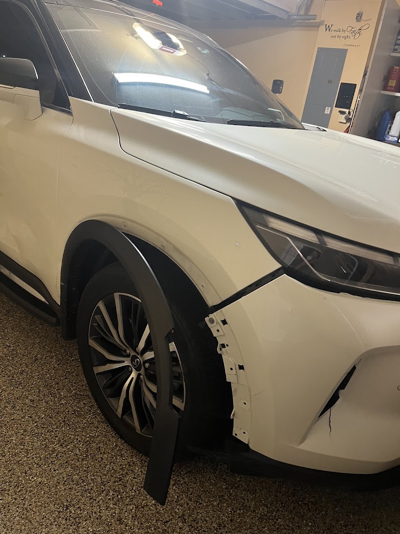 Crash Champions Collision Repair Land O Lakes photo 4