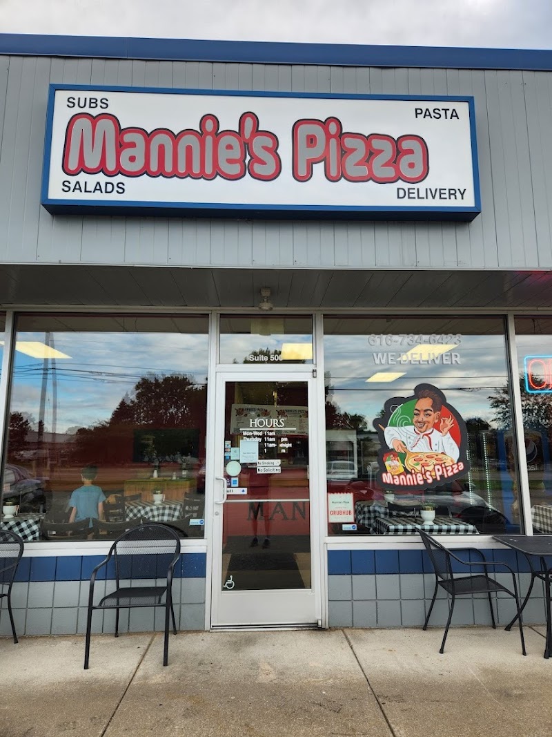 Photo of Mannie's Pizza