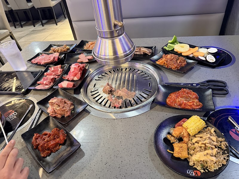 KPOT Korean BBQ & Hot Pot photo 3