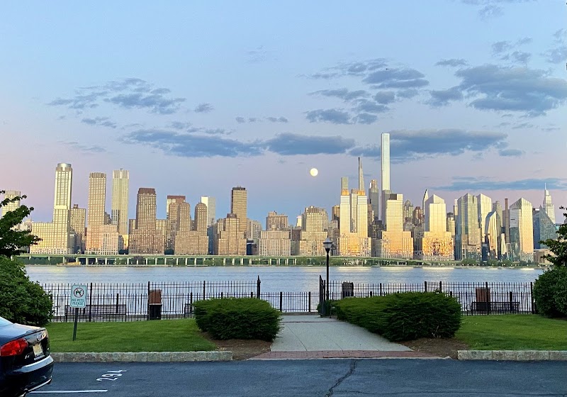 Photo of Port Imperial / Weehawken