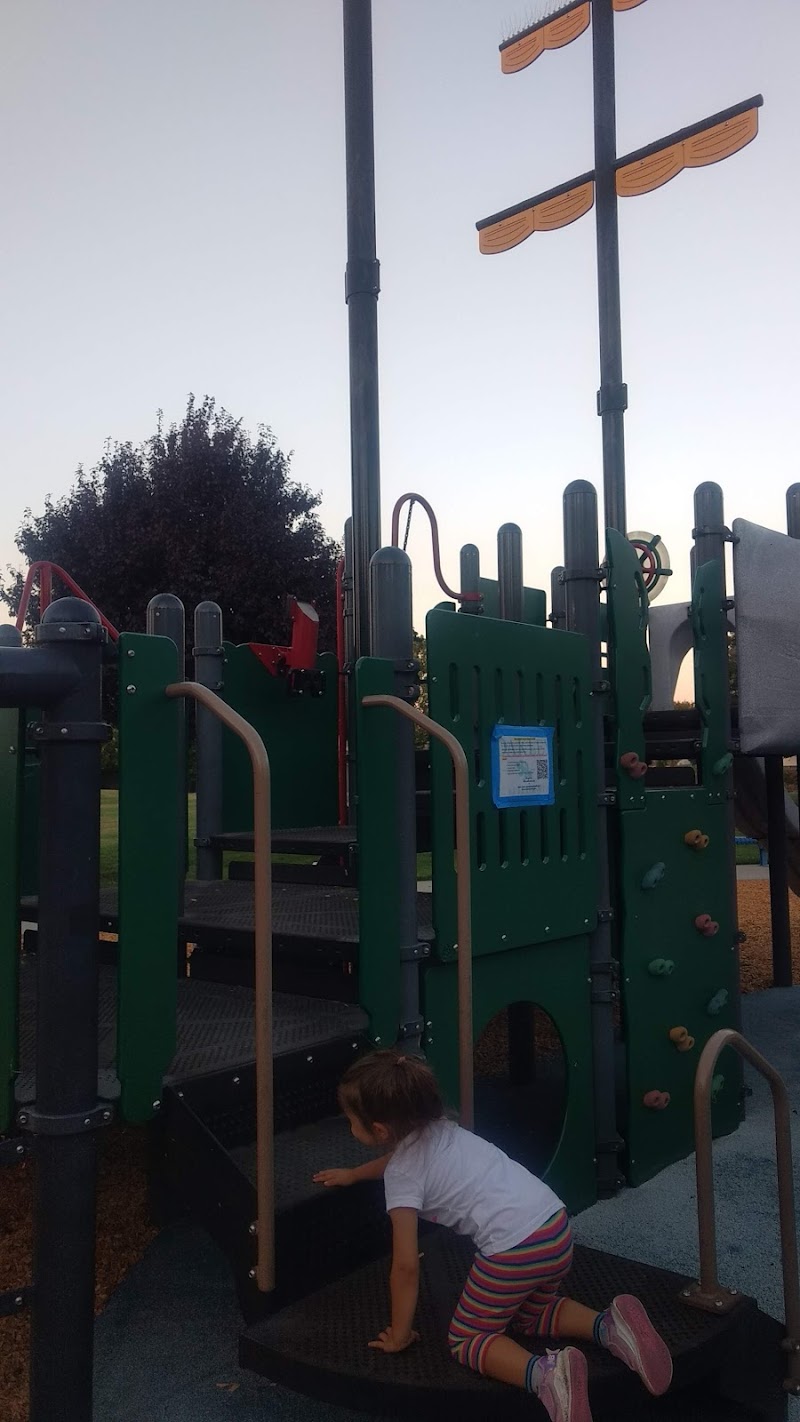 Daffodil Park photo 5