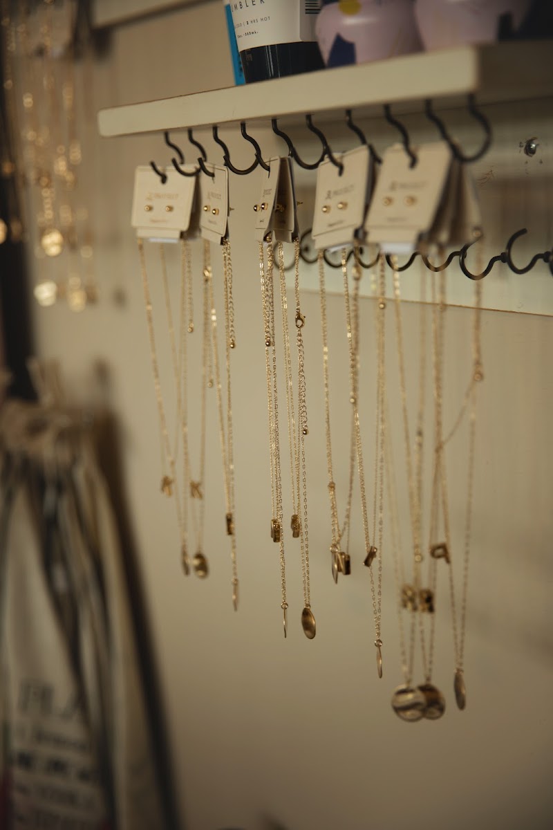Rustic Pearl Boutique photo 3