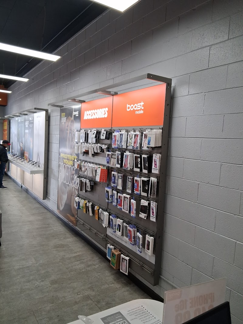 Boost Mobile photo 5