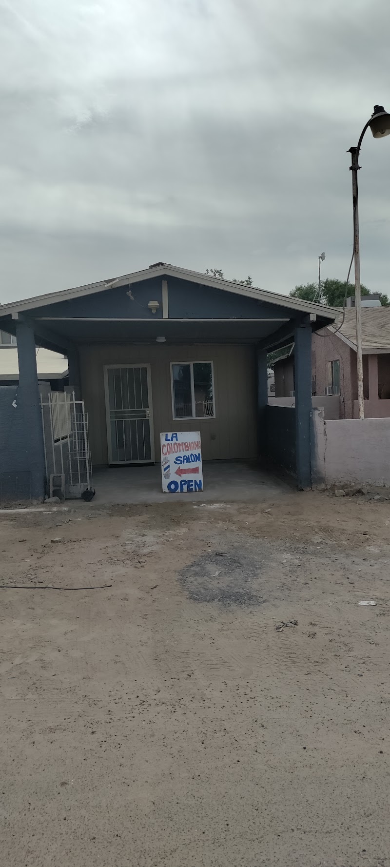 La Colombiana Salon And Barber Shop photo 2