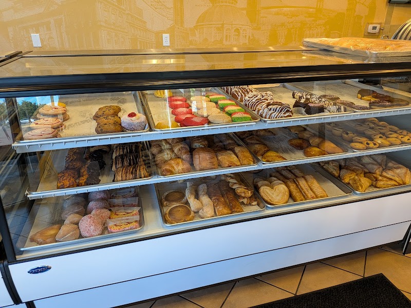 La Reyna Bakery Windsor photo 5