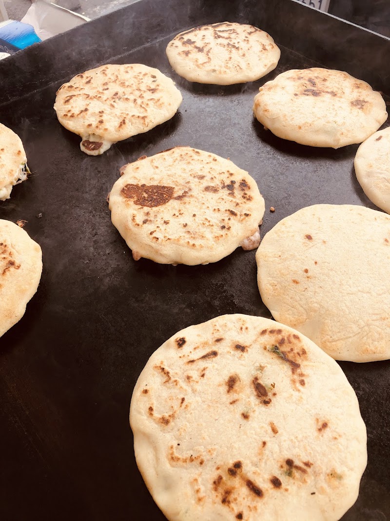 Hayward pupusas————O. Romeros pupusas photo 4
