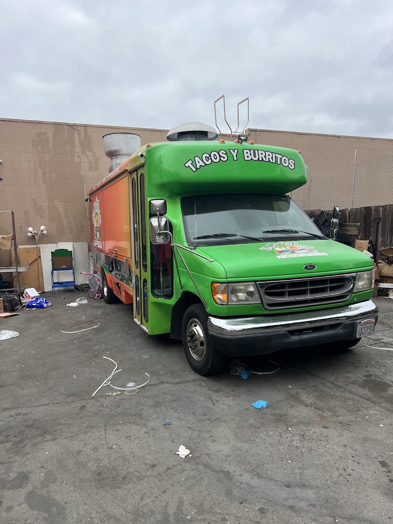 Hayward pupusas————O. Romeros pupusas photo 5