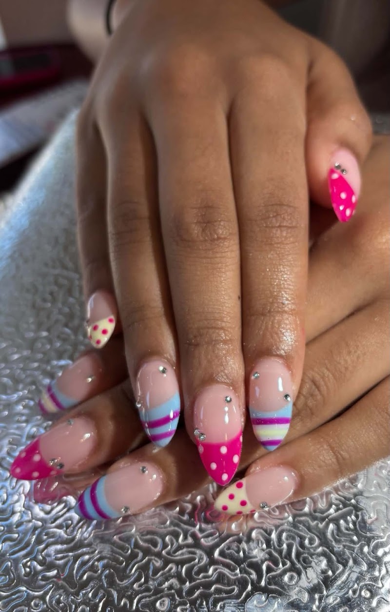 Custom Nails photo 5